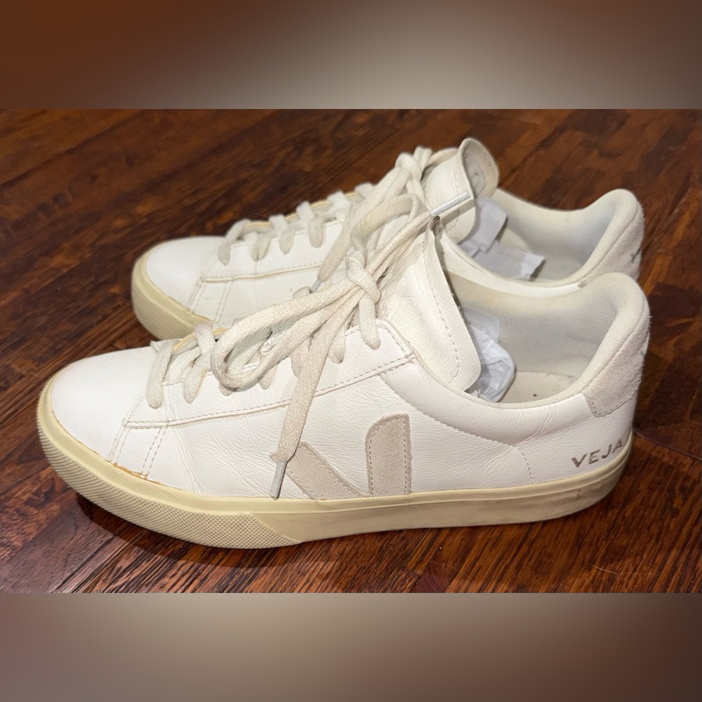 VEJA Campo Sneakers in White and Natural Suede Size US 10 / EU 41 - Picture 5 of 10